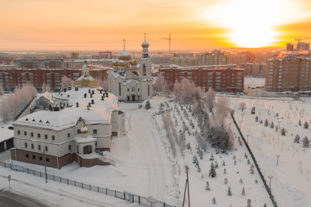 istock Sunrise over the Temple 898367288