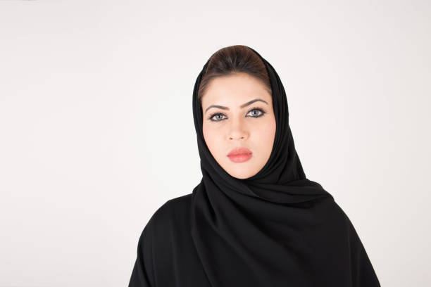 istock beautiful arab girl 898389364