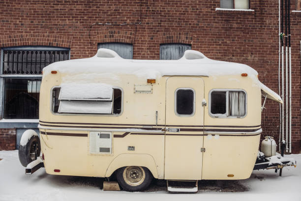 istock Vintage Camper in the city 898394606