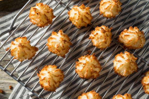 istock Homemade Baked Coconut Macaroons 898398764