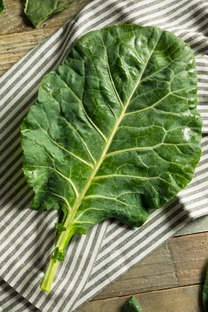 istock Raw Green Organic Collard Greens 898401868