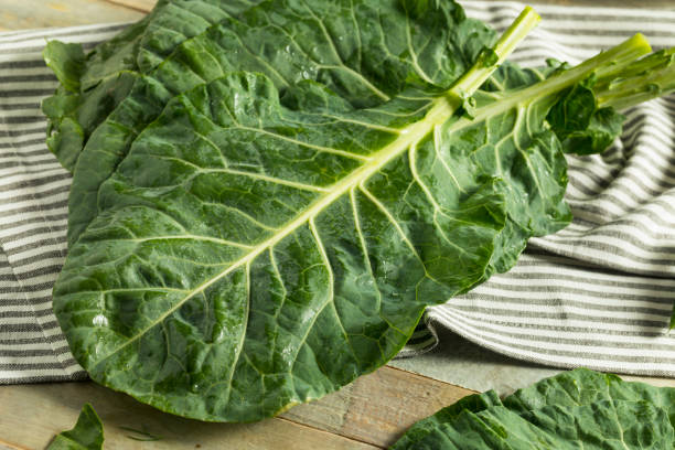 istock Raw Green Organic Collard Greens 898403050