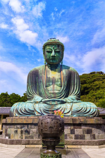 gran buda de kamakura japón - hase temple fotografías e imágenes de stock