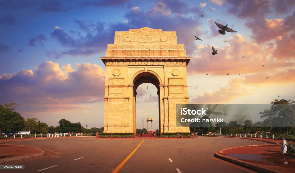 Céntrico un poco Convocar La Puerta De La India En Nueva Delhi Foto de stock y más banco de imágenes  de Puerta de la India - Puerta de la India, Delhi, India - iStock