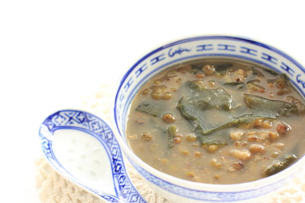 istock Chinese cuision, green bean sweet soup 898467686