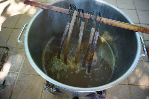 istock Dyeing cotton with natural materials 898524508