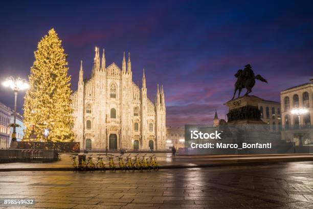 Milan Italy Duomo Square In December Stock Photo - Download Image Now - Cathedral, Christmas, Christmas Tree
