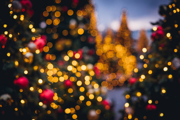 istock Christmas time in Moscow 898600696