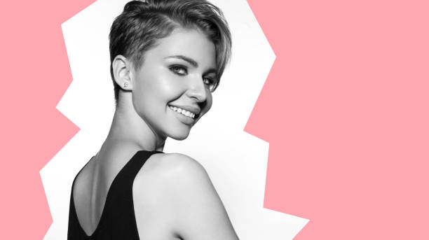 close up portrait of girl with blonde short hair - hairstyle black and white women fashion imagens e fotografias de stock