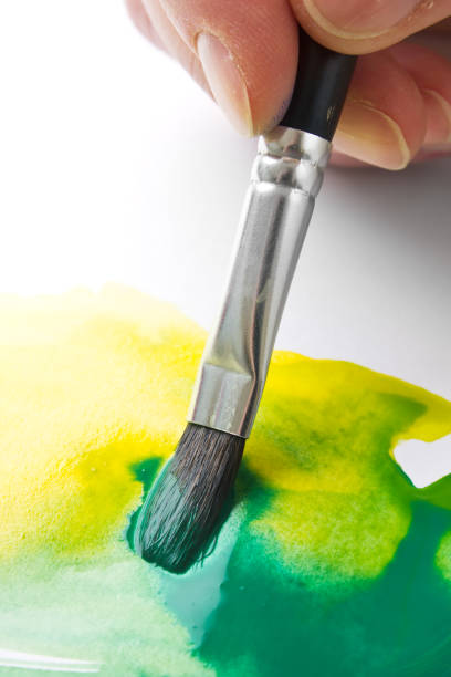istock Artists paint brush and paint 898674658