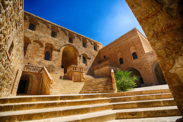 mor hananyo kloster, mardin, türkei - midyat stock-fotos und bilder