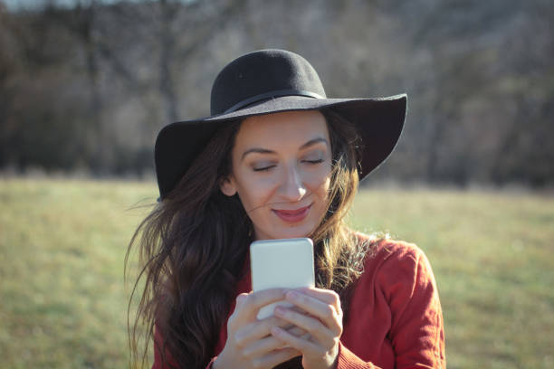 istock Girl outdoors 898812478