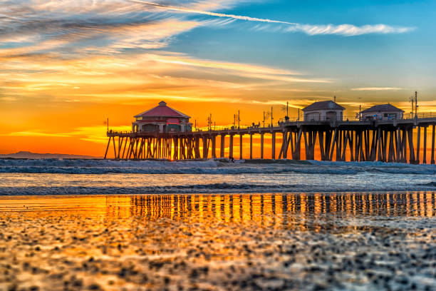 istock Huntington Beach Pier at Sunset 898822210