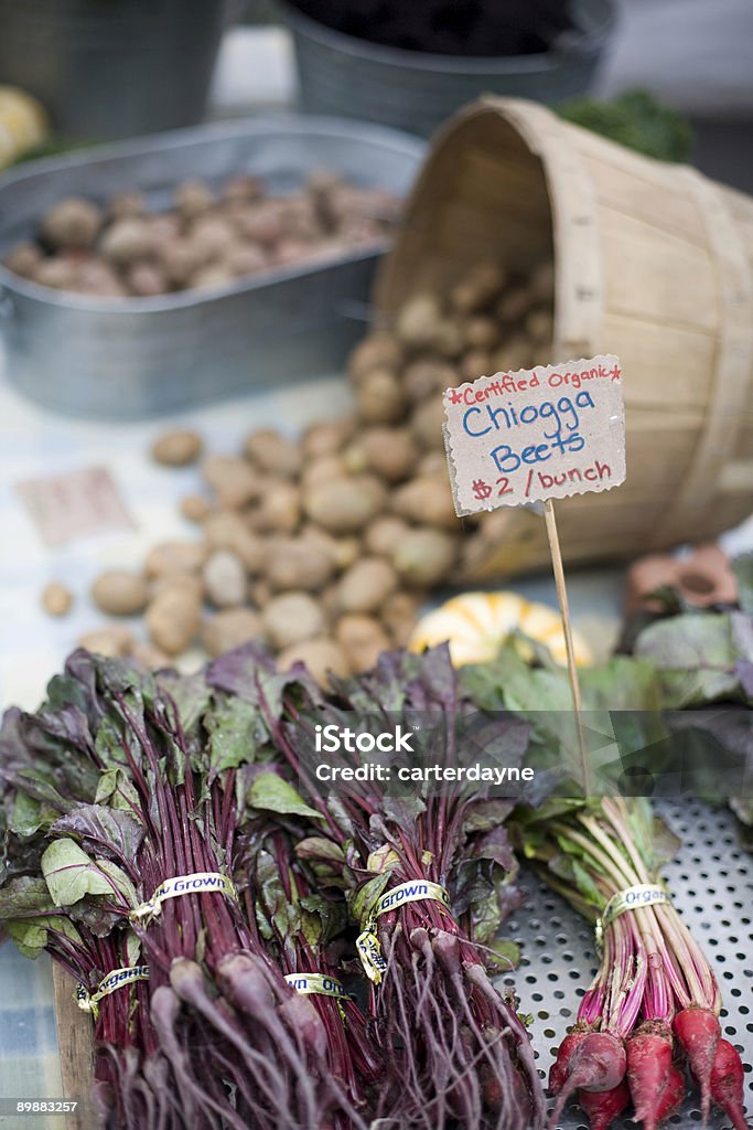 Productos frescos en el mercado de agricultores de Pike Place, Seattle - Foto de stock de Aire libre libre de derechos