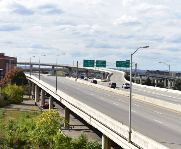 istock Highway in Louisville 898856816