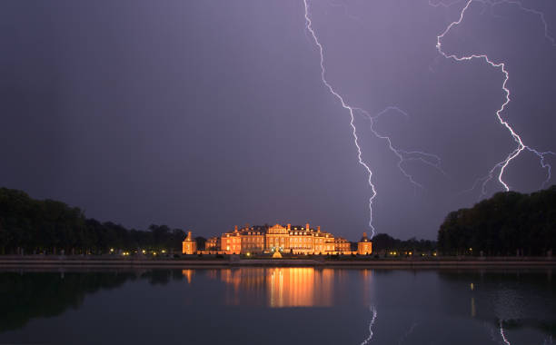 성 nordkirchen lightning 파업 - baroque style flash 뉴스 사진 이미지