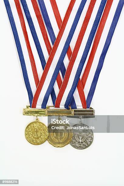 Medalhas - Fotografias de stock e mais imagens de Azul - Azul, Branco, Bronze - Cores