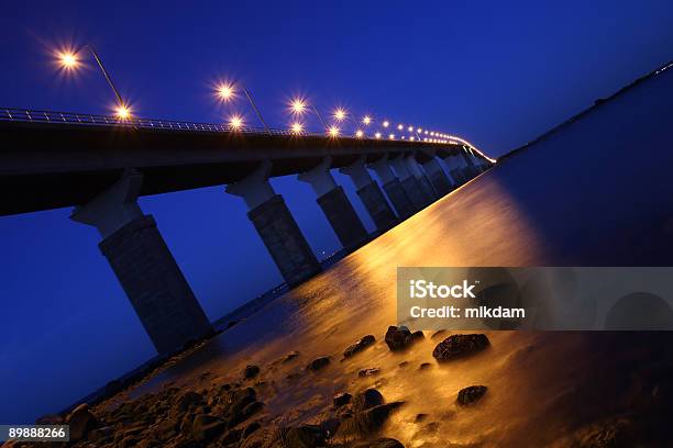 Foto de Ponte Olands e mais fotos de stock de Acima - Acima, Azul, Cobrindo