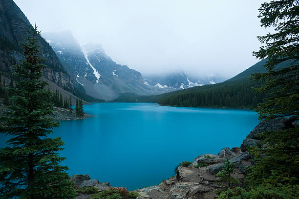 istock Morning at Moraine Lake 89890083