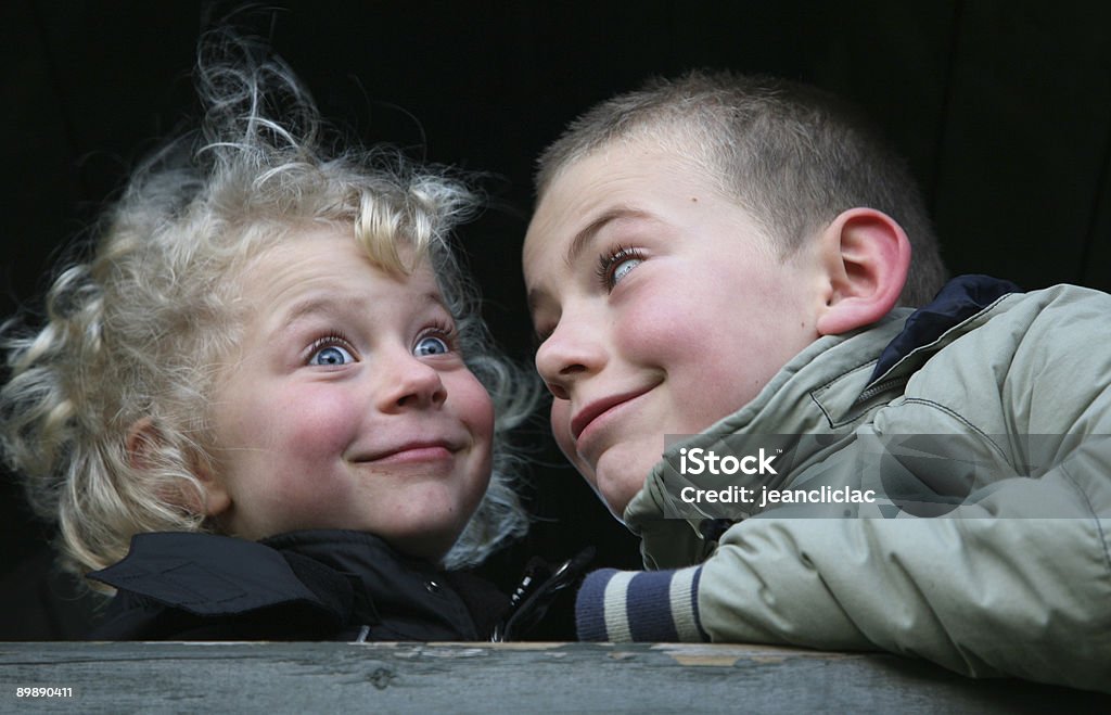 Hermano y hermana - Foto de stock de Alegría libre de derechos