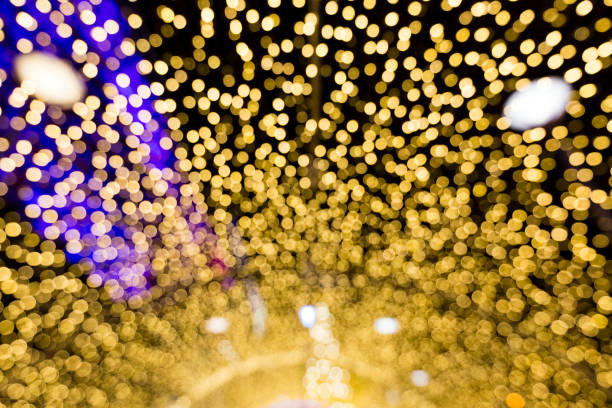 istock Golden bokah Christmas lights 898921160