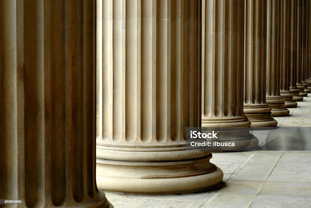 열을 세인트조지스 홀에서의 - 로열티 프리 기둥-건축적 특징 스톡 사진