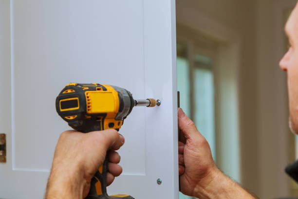 istock installation of door handles on kitchen cabinets 898942280