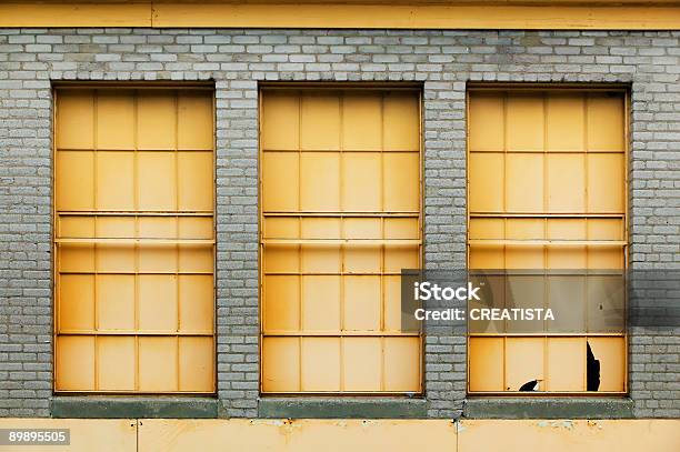 Foto de Três Janelas e mais fotos de stock de Amarelo - Amarelo, Armazém, Arquitetura