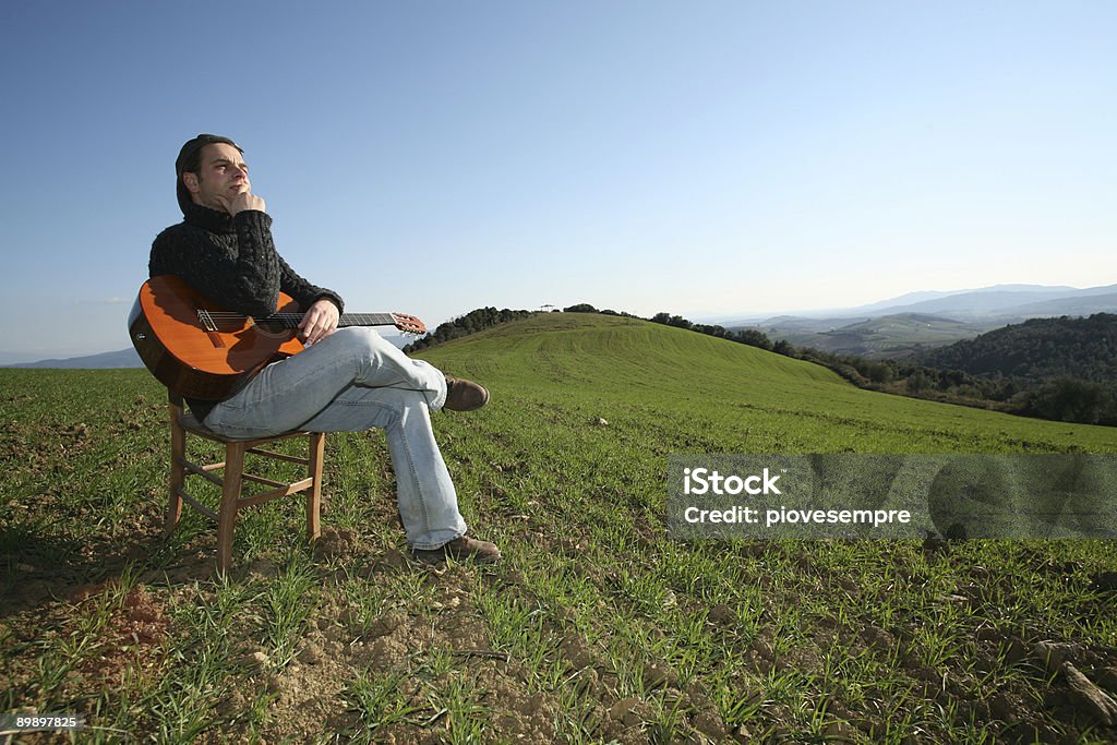 Uomo in Natura - Foto stock royalty-free di Abbigliamento casual