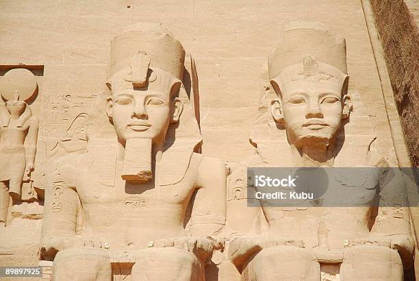 Photo libre de droit de Pharaon banque d'images et plus d'images libres de droit de Abou Simbel - Abou Simbel, Antique, Architecture