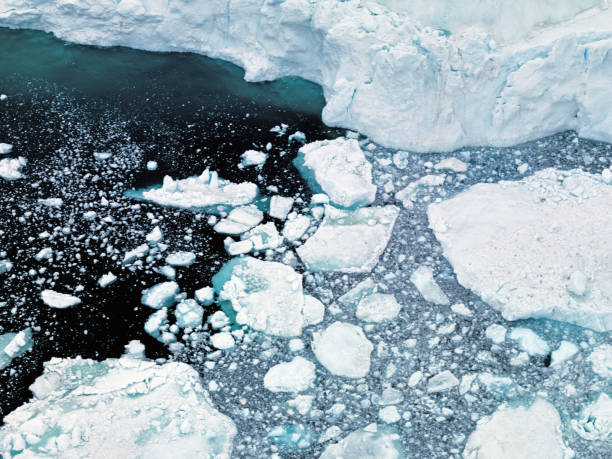 istock Aerial view Icebergs in Greenland 898987426