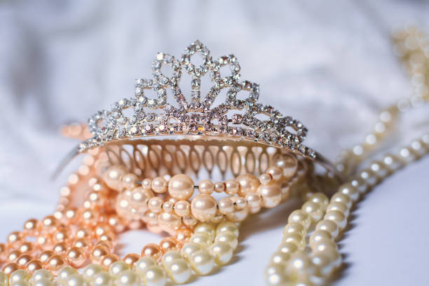 istock Tiara and pearls with wedding dress 898998026