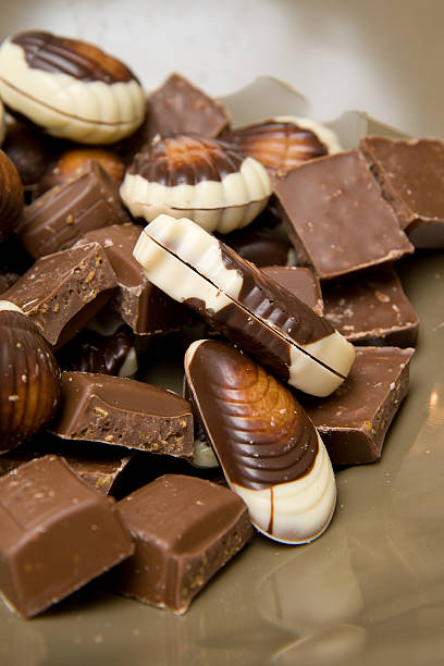 Chocolate em uma Tigela - fotografia de stock