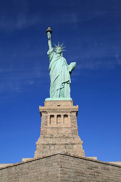 istock Statue of Liberty 89904466
