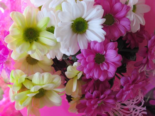 istock Pretty Bouquet Flowers 899056416