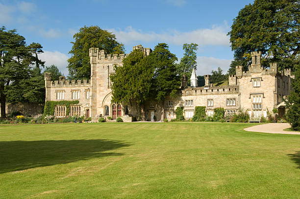 istock Estate Manor House 89907813