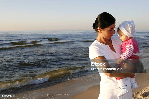 Mother With Baby Stock Photo - Download Image Now - Adult, Baby - Human Age, Beach