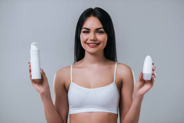 istock Beautiful woman on grey background. 899104524