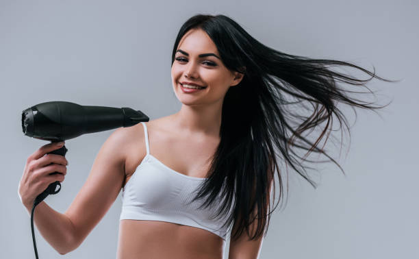 istock Beautiful woman on grey background. 899104608