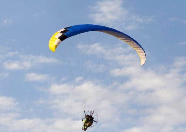 istock extreme sport parachute in the sky 899104760