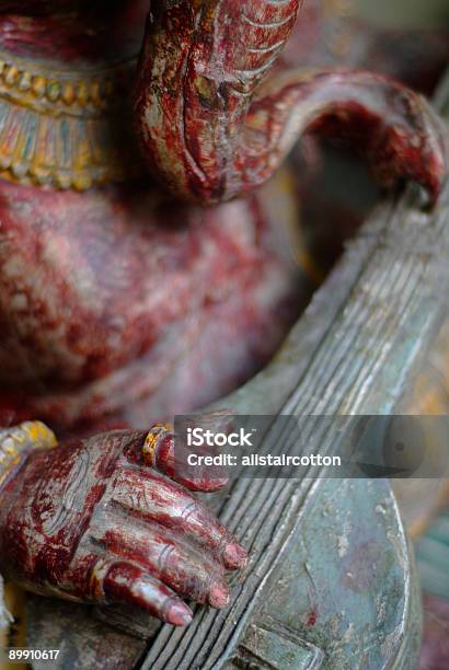 Foto de Ganesh Tocando Instrumentos Musicais Detalhe e mais fotos de stock de Antigo - Antigo, Arcaico, Arte