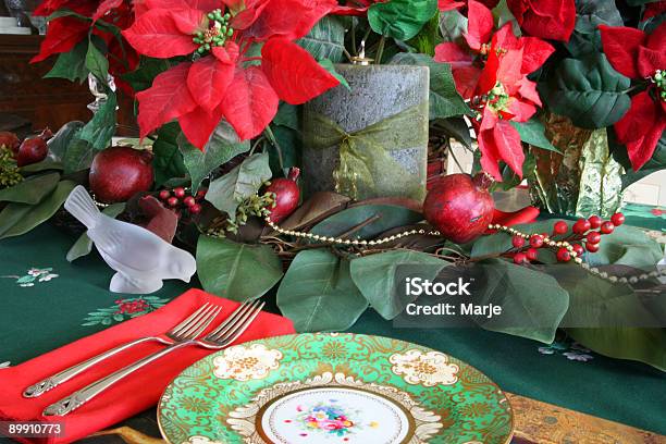 ホリデーシーズンのテーブルのセッティング - クリスマスのストックフォトや画像を多数ご用意 - クリスマス, 磁器, お祝い
