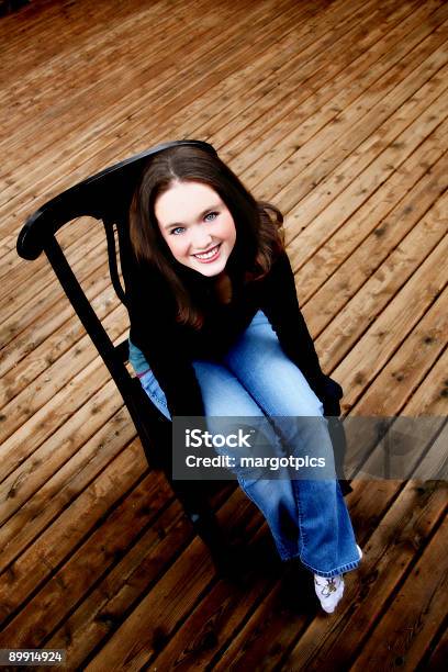 Foto de Jovem Mulher4 e mais fotos de stock de Adolescente - Adolescente, Adolescência, Adulto