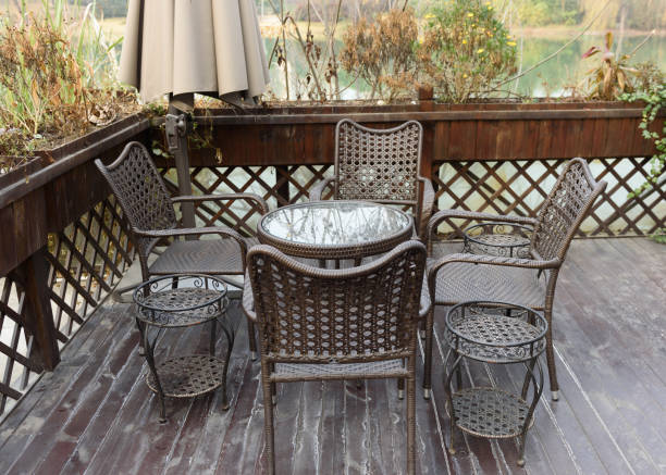 istock Casual cafe by the lake. 899150014