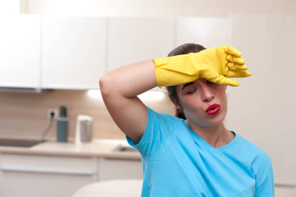 istock Charming woman doing cleaning 899164388