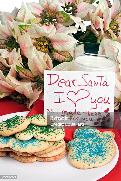 Рождество Сахар Файлы Cookie И Примечание Для Сантаклауса — стоковые фотографии и другие картинки Без людей