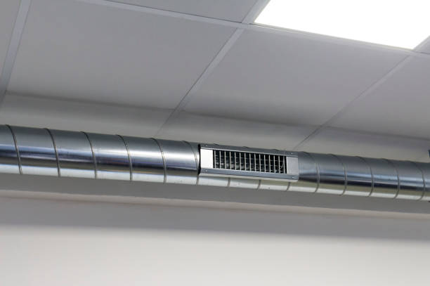 istock vent and air ducts for air conditioning system 899177136