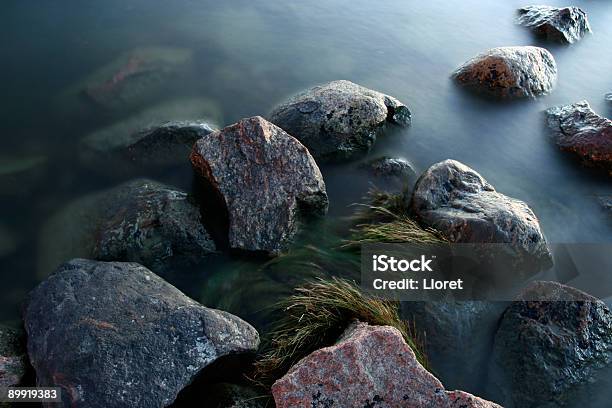 Foto de Tranquila Costa Pedras e mais fotos de stock de Mar Báltico - Mar Báltico, Alga marinha, Azul