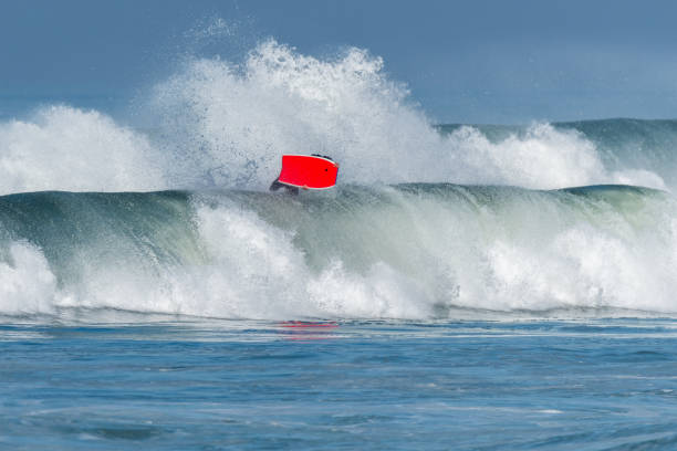 istock Bodyboarder in action 899198658