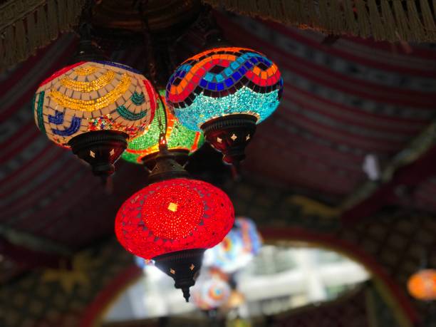istock Arab lamps in a medieval market. 899239096